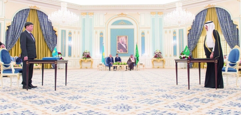 خادم الحرمين ورئيس كازاخستان يشهدان توقيع مذكرة تفاهم و3 اتفاقيات