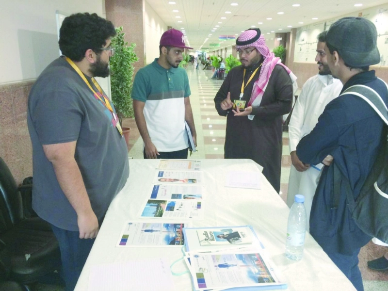 أحد الأركان التوعوية بالطاقة النووية بكلية الهندسة (مكة)