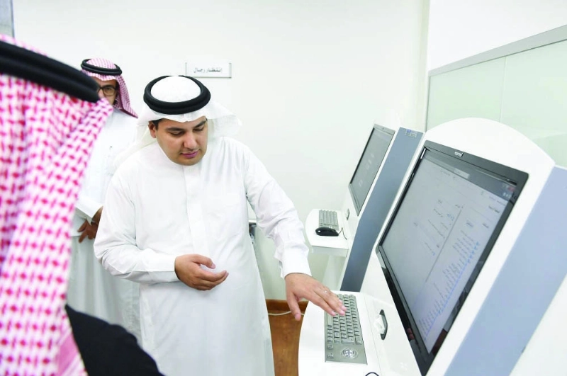 عادل الطريفي يطلق البرنامج أمس (واس)