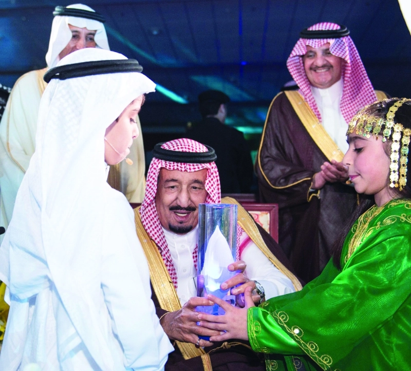 .. وفي حديث أبوي مع الطفلين