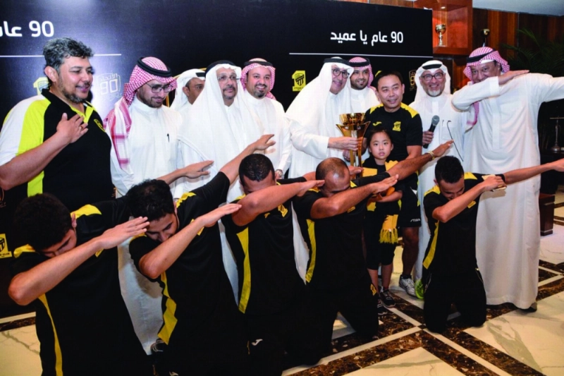لاعبو الاتحاد خلال احتفالية الإدارة (إعلامي الاتحاد)