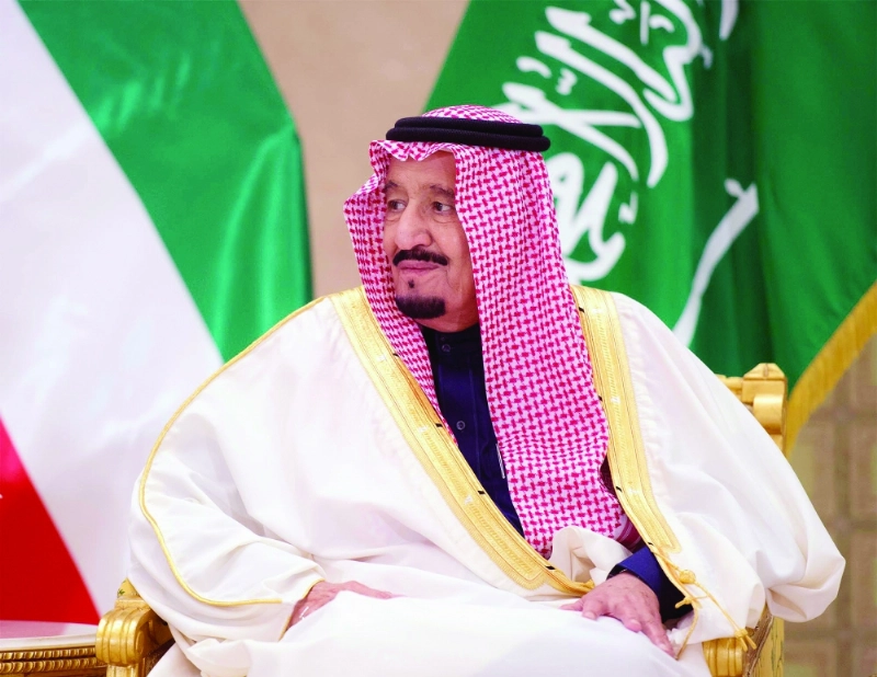 الملك سلمان خلال اللقاء