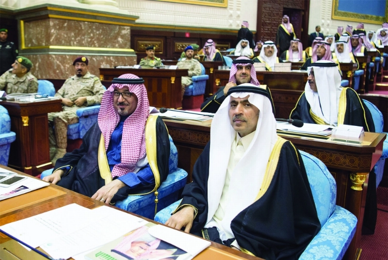أعضاء مجلس الشورى خلال الافتتاح