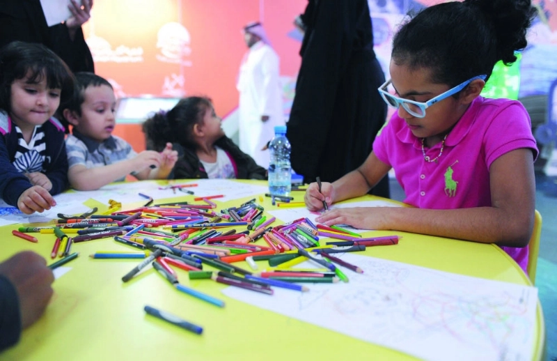 أنشطة الرسم والتلوين للأطفال