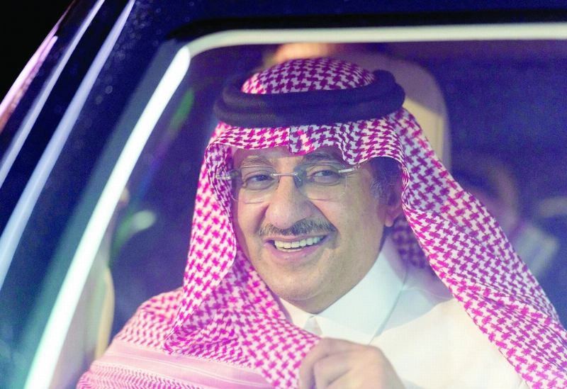 ... ومبتسما خلال الجولة التفقدية