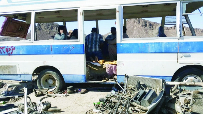 عمالة التشليح داخل الحافلة