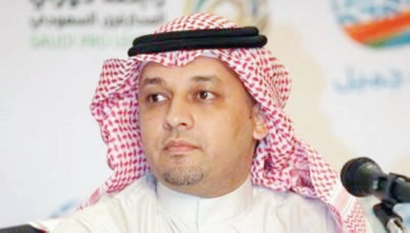 عادل عزت