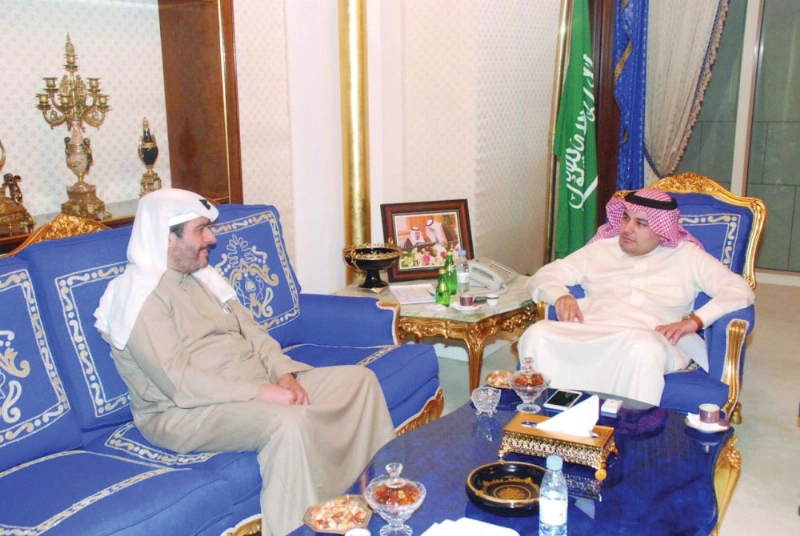 الطريفي ومطبقاني خلال اللقاء (مكة)