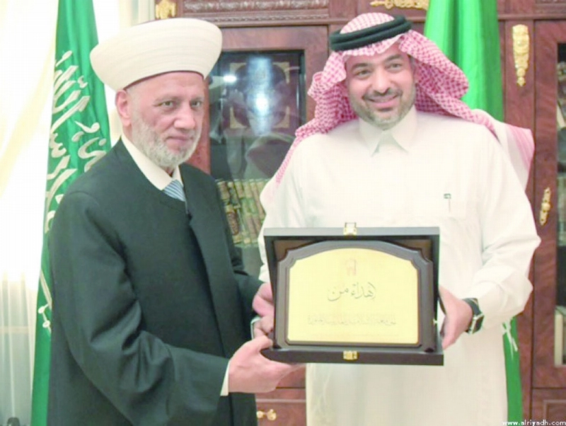 عبداللطيف دريان مكرما (مكة)