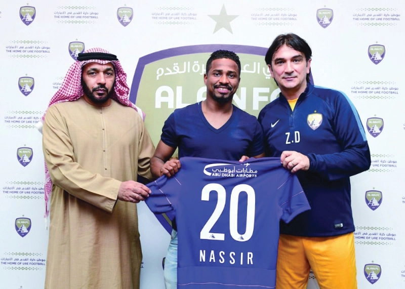 ناصر الشمراني مع زلاتكو بعد التوقيع رسميا (إعلامي العين)