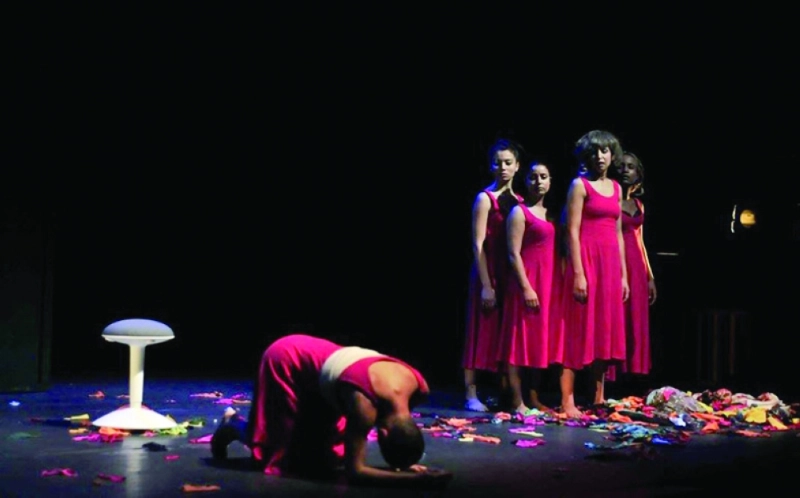 من العرض المغربي خريف (atitheatre)