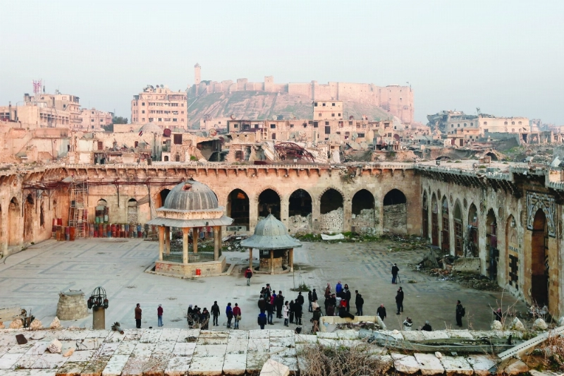 الجامع الأموي بعد التدمير (أ ب)