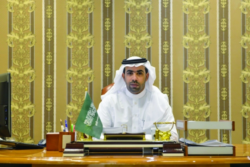 عاطف حكمي