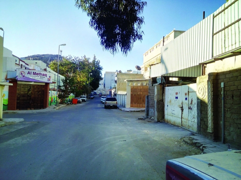 معمل الجبس أمام مدرسة البنات (مكة)