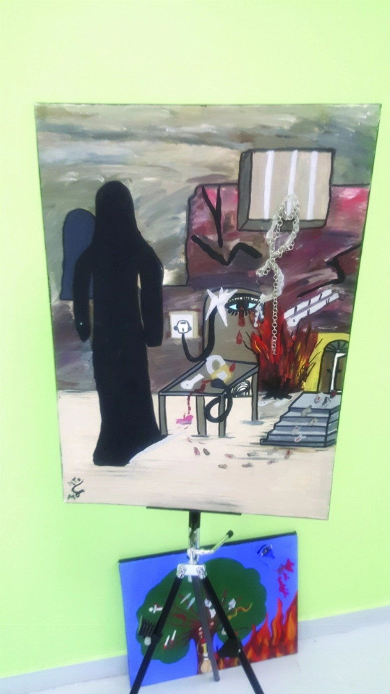 من لوحات النزيلات