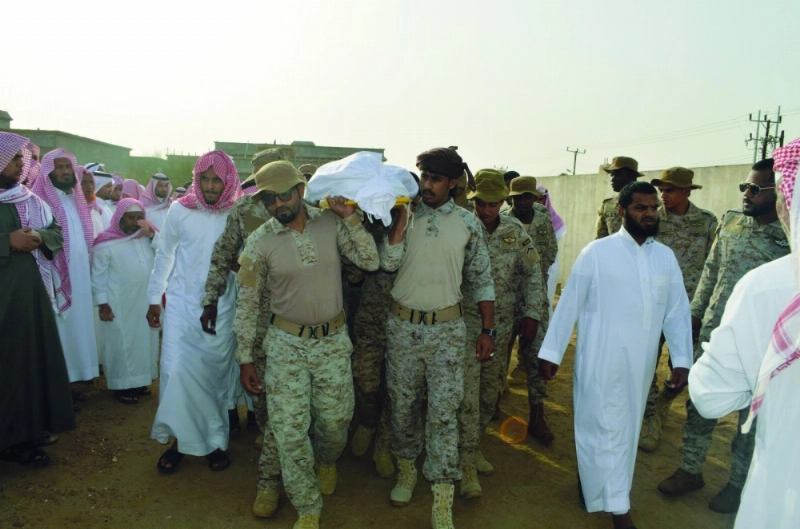 أهالي البدوي بصامطة يشيعون الشهيد أحمد دهل (واس)