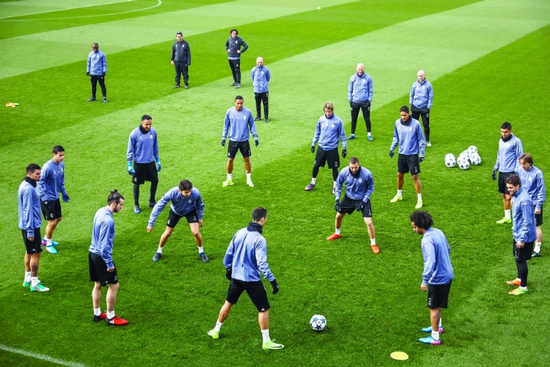 من تدريبات ريال مدريد أمس (إ ب أ)