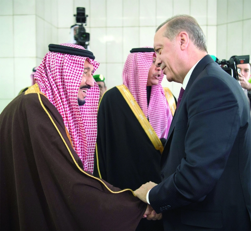 الملك سلمان مستقبلا إردوغان