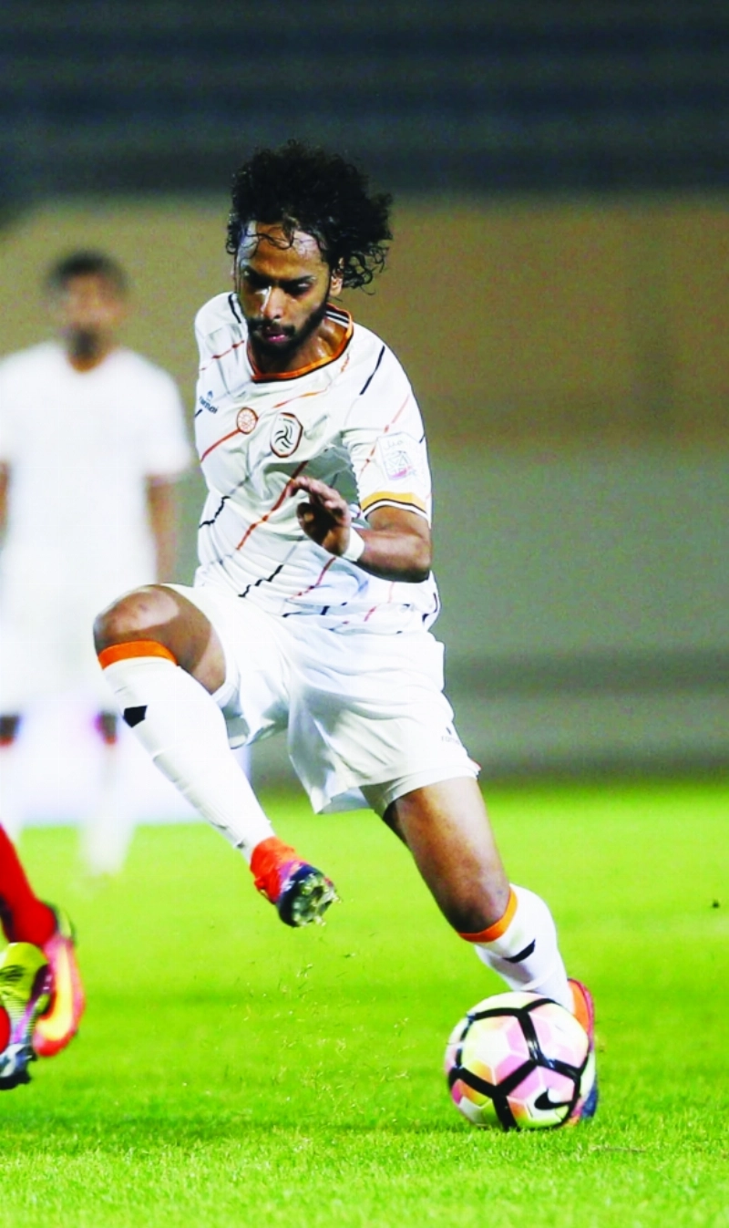 لاعب الشباب عبدالمجيد الصليهم