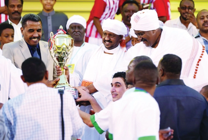 نورالدين عبدالوهاب متوجا نجوم الغربية بالكأس (مكة)