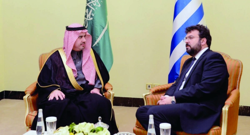 عبدالحكيم بن مساعد مع جورج فاسيلياذيس (مكة)