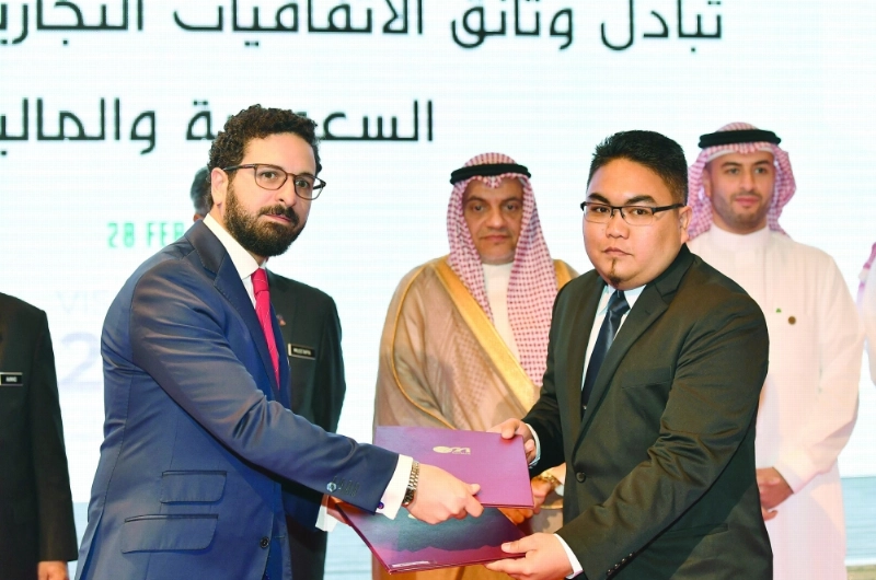 خلال تبادل الاتفاقيات