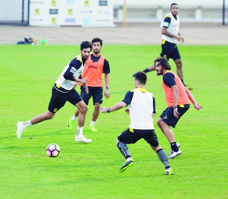 مناورة اتحادية ضمن الاستعدادات للهلال (إعلامي الاتحاد)