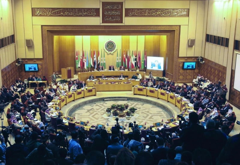 وزراء خارجية الدول العربية في اجتماع بالقاهرة أمس (رويترز)
