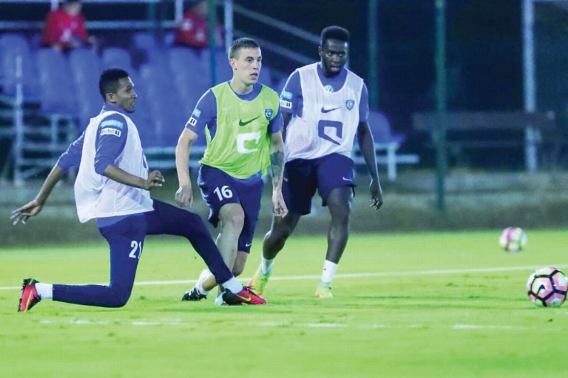 من تدريبات الهلال في معسكر أبوظبي (إعلامي الهلال)