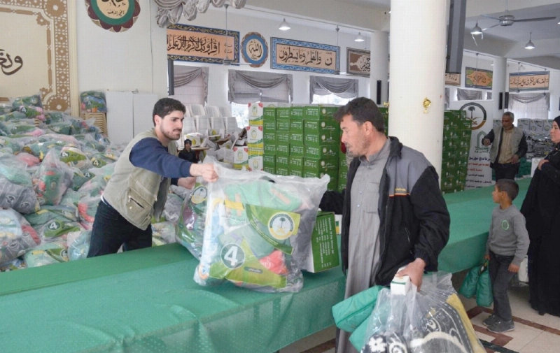 مساعدات سعودية للسوريين بلبنان (واس)