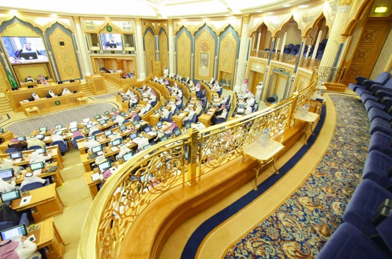 من جلسة مجلس الشورى أمس (مكة)