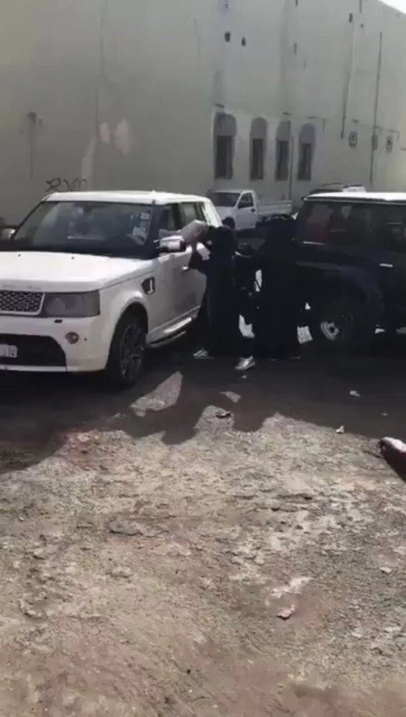 من المقطع المتداول (مكة)