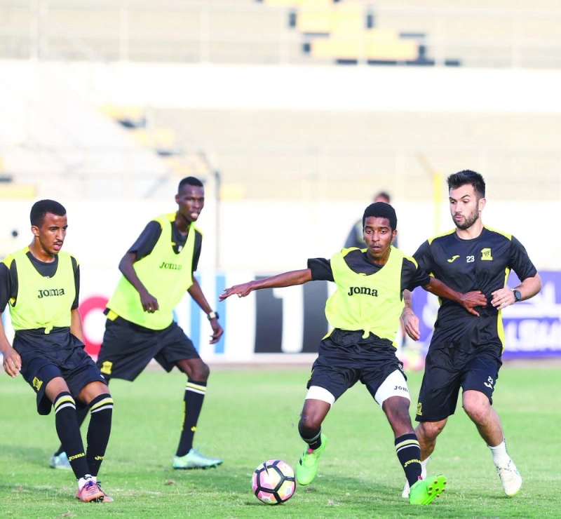 من مناورة الاتحاد في مرانه الأخير (إعلامي الاتحاد)