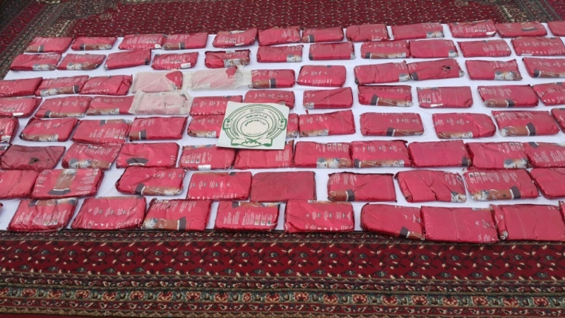 كميات الحشيش المخدر بعد ضبطها من قبل رجال المجاهدين (مكة)