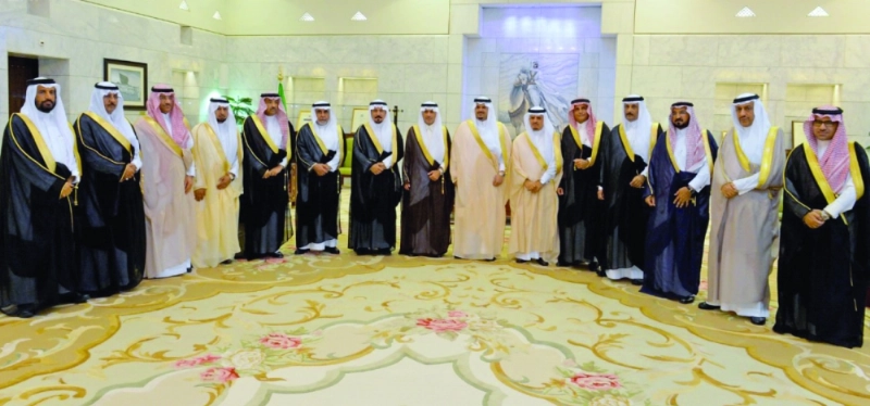 محمد بن عبدالرحمن متوسطا الوكلاء (واس)
