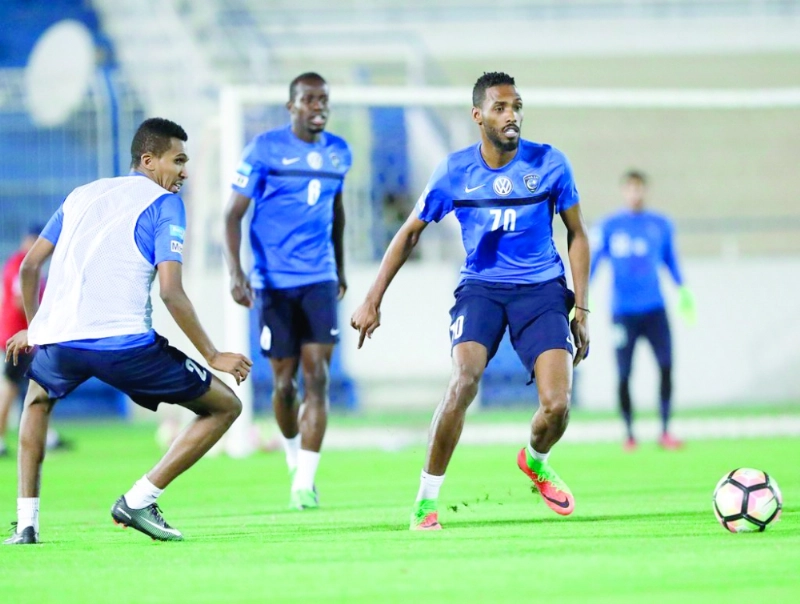 جانب من تدريبات الهلال استعدادا للتعاون (إعلامي الهلال)