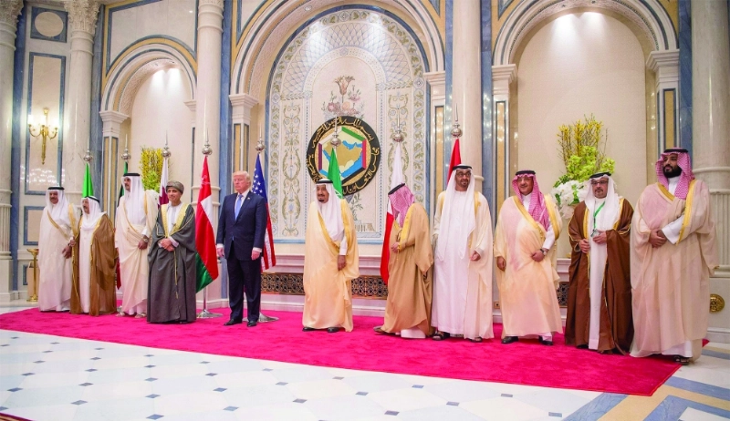 زعماء دول مجلس التعاون وترمب على هامش القمة الخليجية الأمريكية (واس)