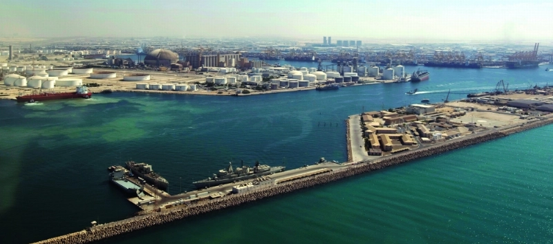 ميناء جبل علي الإماراتي (مكة)