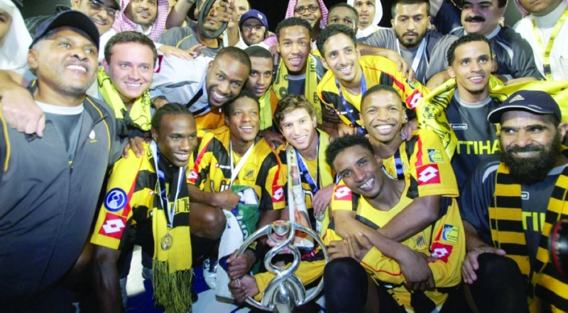 احتفال الاتحاد بلقب دوري أبطال آسيا (موقع الاتحاد الآسيوي)