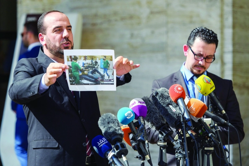 الحريري يعرض صورا لاستخدام النظام أسلحة كيماوية (إ ب أ)