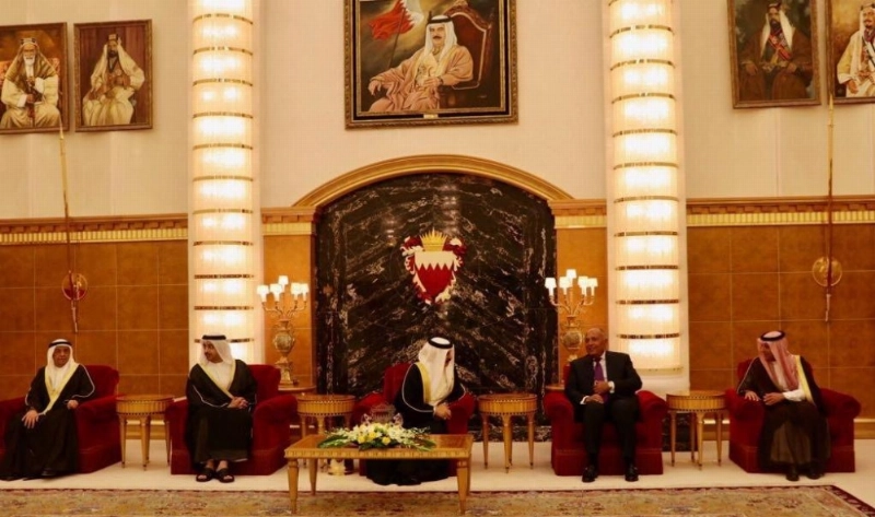 ملك البحرين مستقبلا وزراء خارجية الدول الداعية لمكافحة الإرهاب