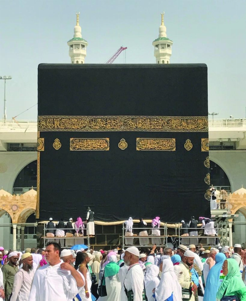 رفع ثوب الكعبة المشرفة (ياسر بخش)