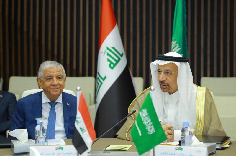 الفالح إلى جانب اللعيبي في جدة (واس)
