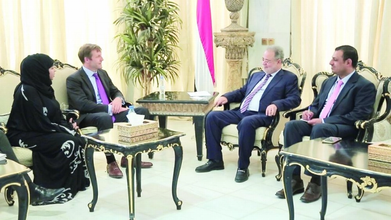 المخلافي مستقبلا رئيسة بعثة الاتحاد الأوروبي لدى اليمن (سبأ نت)