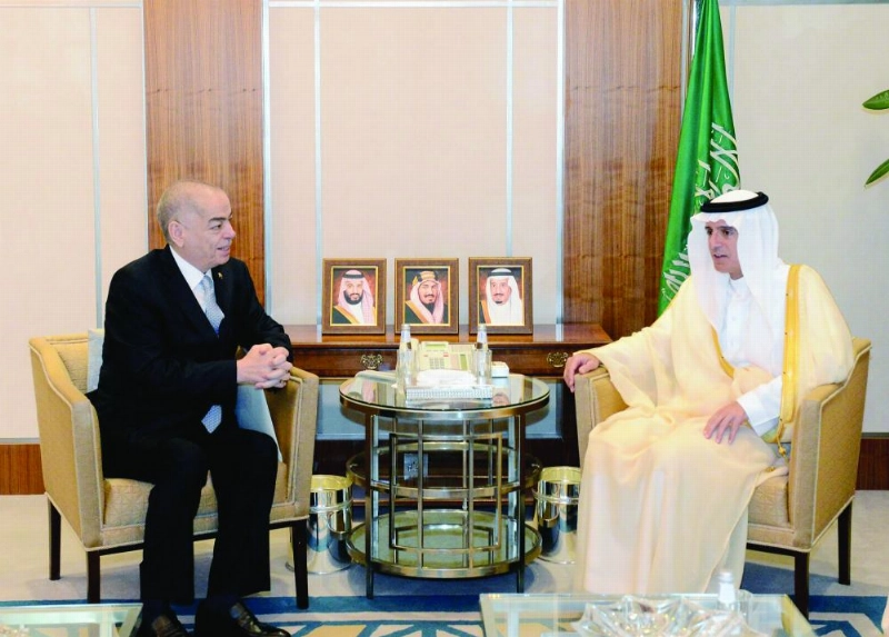 الجبير مستقبلا السفير الأردني لدى المملكة (واس)