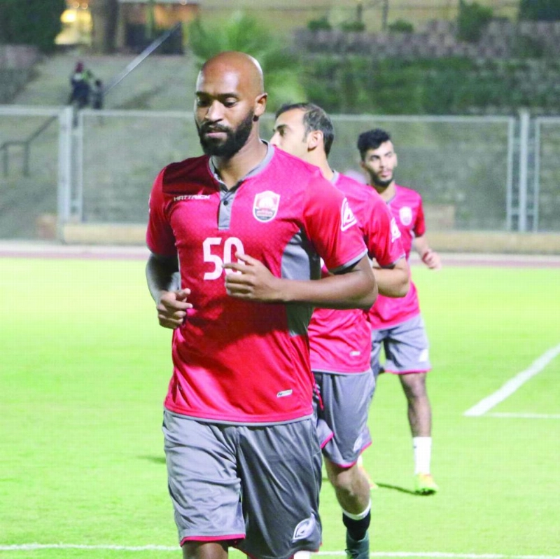 شيكابالا في تدريبات الرائد (إعلامي الرائد)