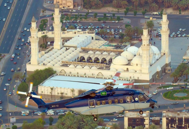 طائرة الأمن تحلق فوق أجواء المدينة المنورة (واس)