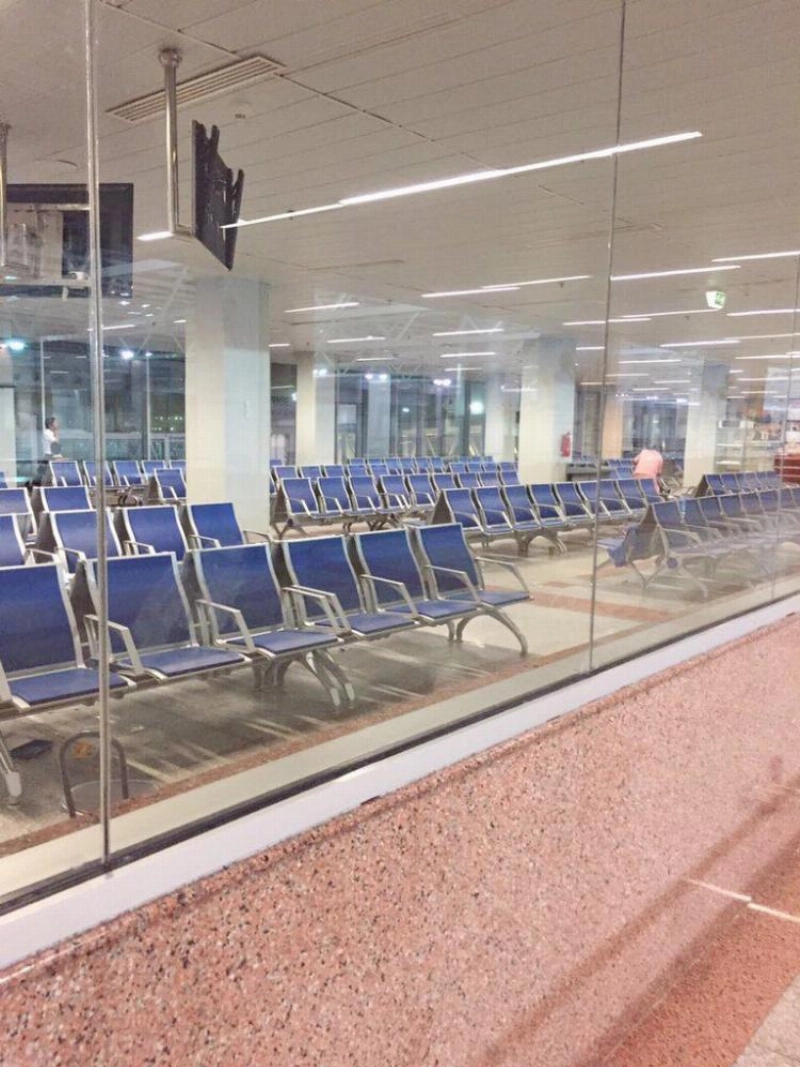 إدارة مطار جدة وفرت كراسي بعد توجيهات عبدالله بن بندر (مكة)