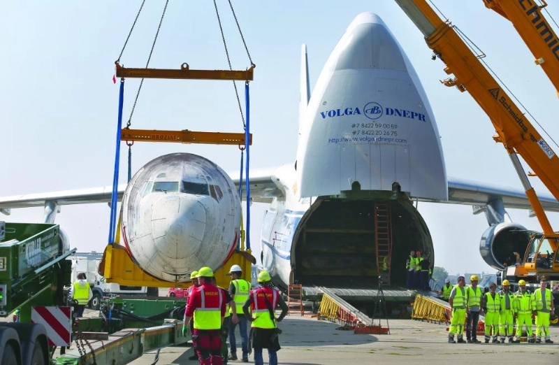 The former Lufthansa airplane "Landshut" is placed on a low-bed truck by a crane at the airport in Friedrichshafen, Germany, 23 September 2017. The airplane, which was kidnapped by terrorists in 1977 was brought to Germany from Brazil. It will be exhibited at the Dornier Museum in Friedrichshafen. Photo: Karl-Josef Hildenbrand/dpa