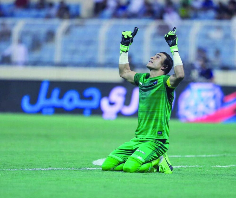 عصام الحضري